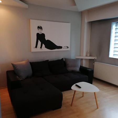 Ariana Apartment By EasyBukarest Exterior foto